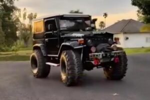 harga hardtop kolektor mobil antik